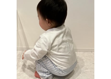 ギンガムチェック蝶ネクタイロンパース🩵66〜90