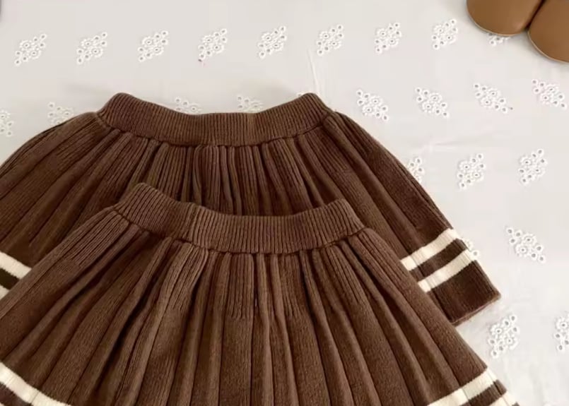 ブラウンセーラーニットセットアップ90〜130 | Prince