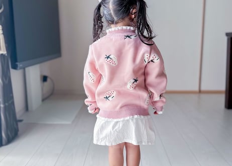 もこもこフリルいちごカーディガン🍓80〜140