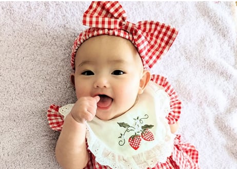 いちごギンガムチェックロンパースセット🍓66〜90