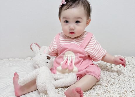 うさちゃんダルマオール風ロンパース🐰🩷66〜90