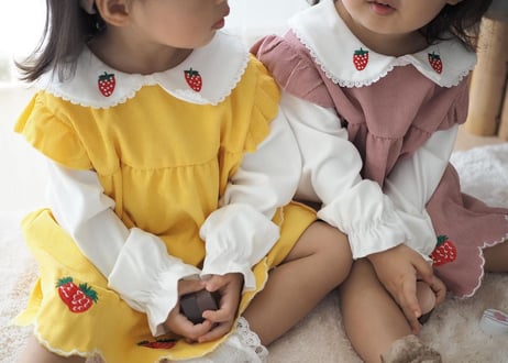 いちご刺繍ワンピース🍓各種70〜100