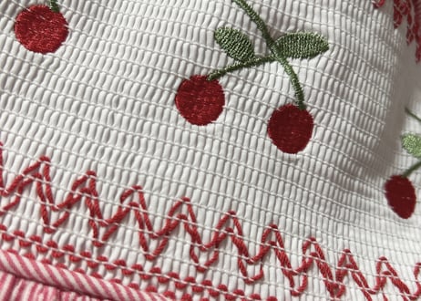 スモッキング刺繍チェリーワンピース90〜140