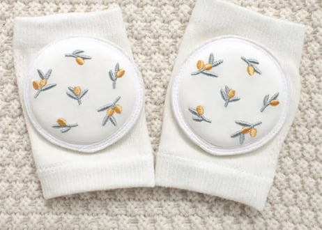 ベビー刺繍膝パット♡一部即納