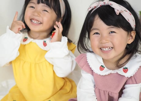 いちご刺繍ワンピース🍓各種70〜100