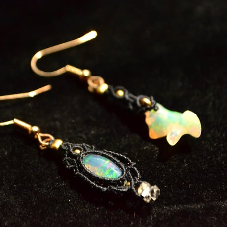 エチオピアオパール・アシンメトリーピアス