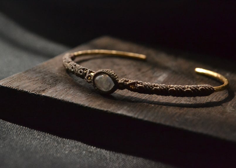 mau jewelry/ムーンストーン オープンバングル 【公式通販】