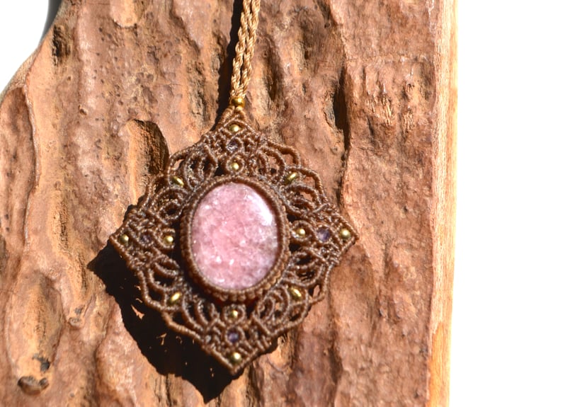 ロードクロサイト(インカローズ)・ネックレス | Macrame Wala