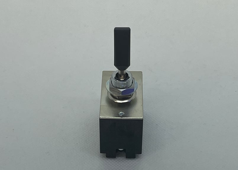 S-821D(NKKスイッチズ製) ｜トグルスイッチ | 双極単投 | 直流負荷専用