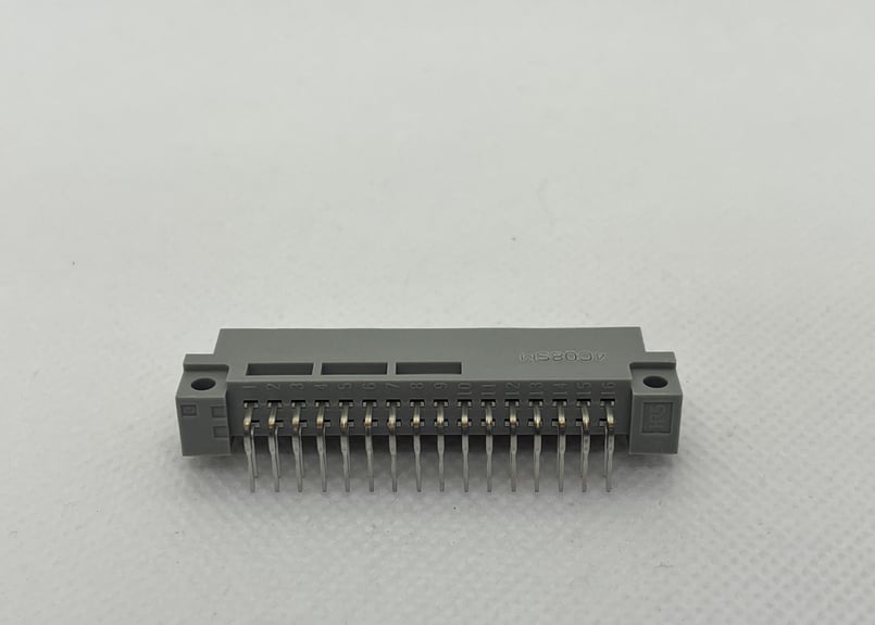 ヒロチン様　オーダーページ DIN規格コネクタ ヘッダー PCN10A-32P-2.54DS(72) 3個セット ヒロセ電