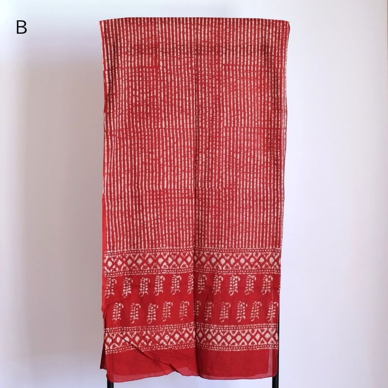 未使用※大判　インド ブロックプリント 中綿入りキルト ディープレッド　カバー 未使用※大判 インド ブロックプリント 中綿入りキルト ディープ