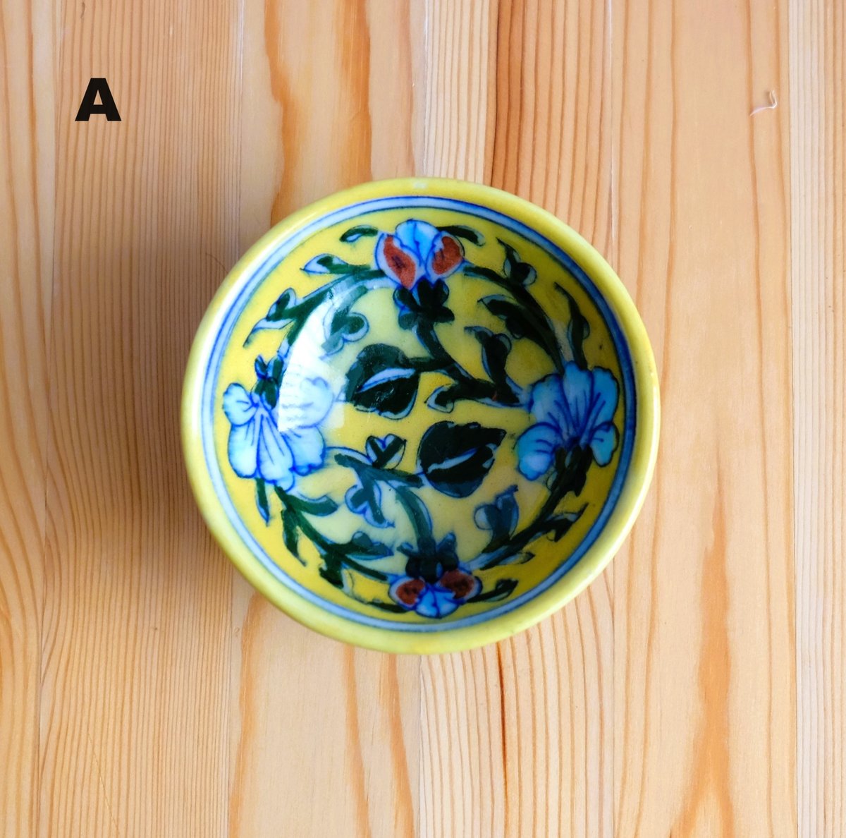 陶器小物入れ インド ブルーポタリー 小サイズ 花柄 | インド雑貨のお