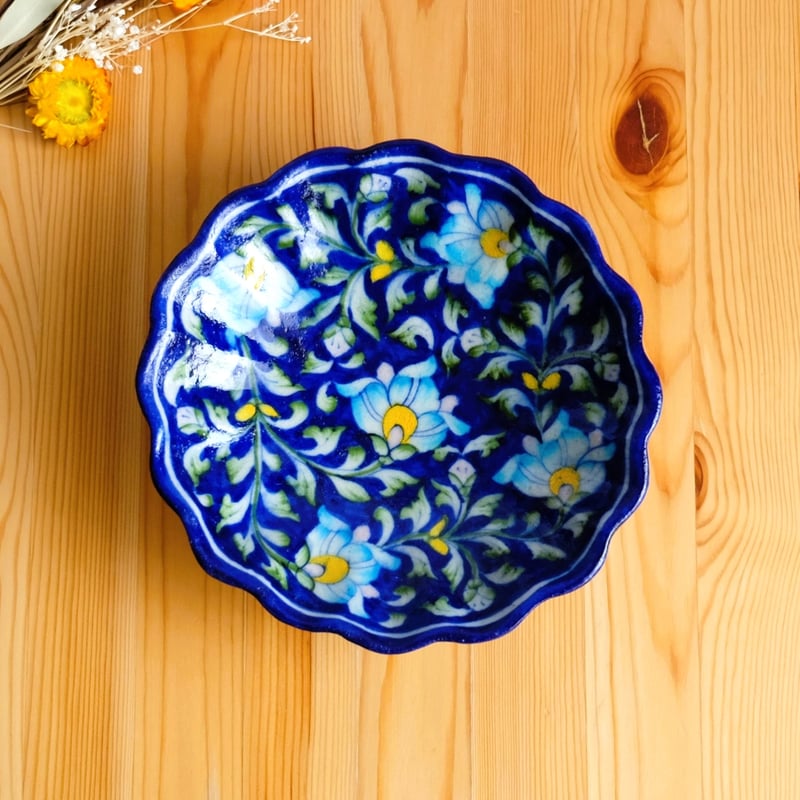 青い縁取りの花模様皿 青い縁取りの花模様皿 【楽天市場】【クーポン配布中】藍の花めぐり
