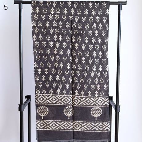 インド綿　ストール　ブロックプリント　約50×200cm　ダークグレー