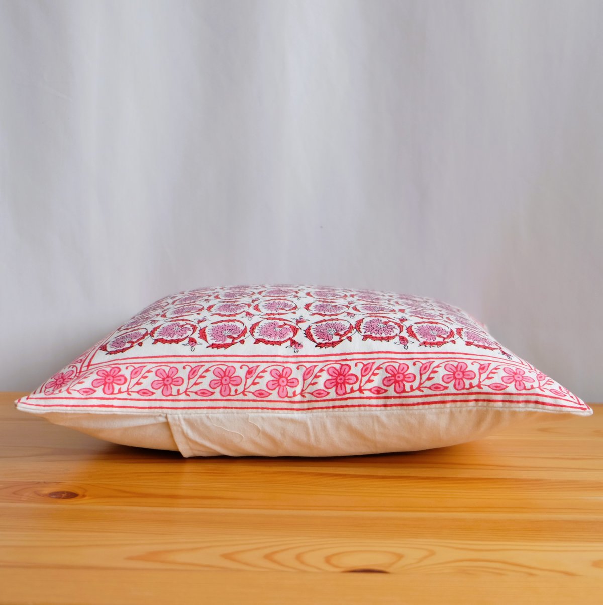 クッションカバー インド綿 ブロックプリント ピンクプラント | インド