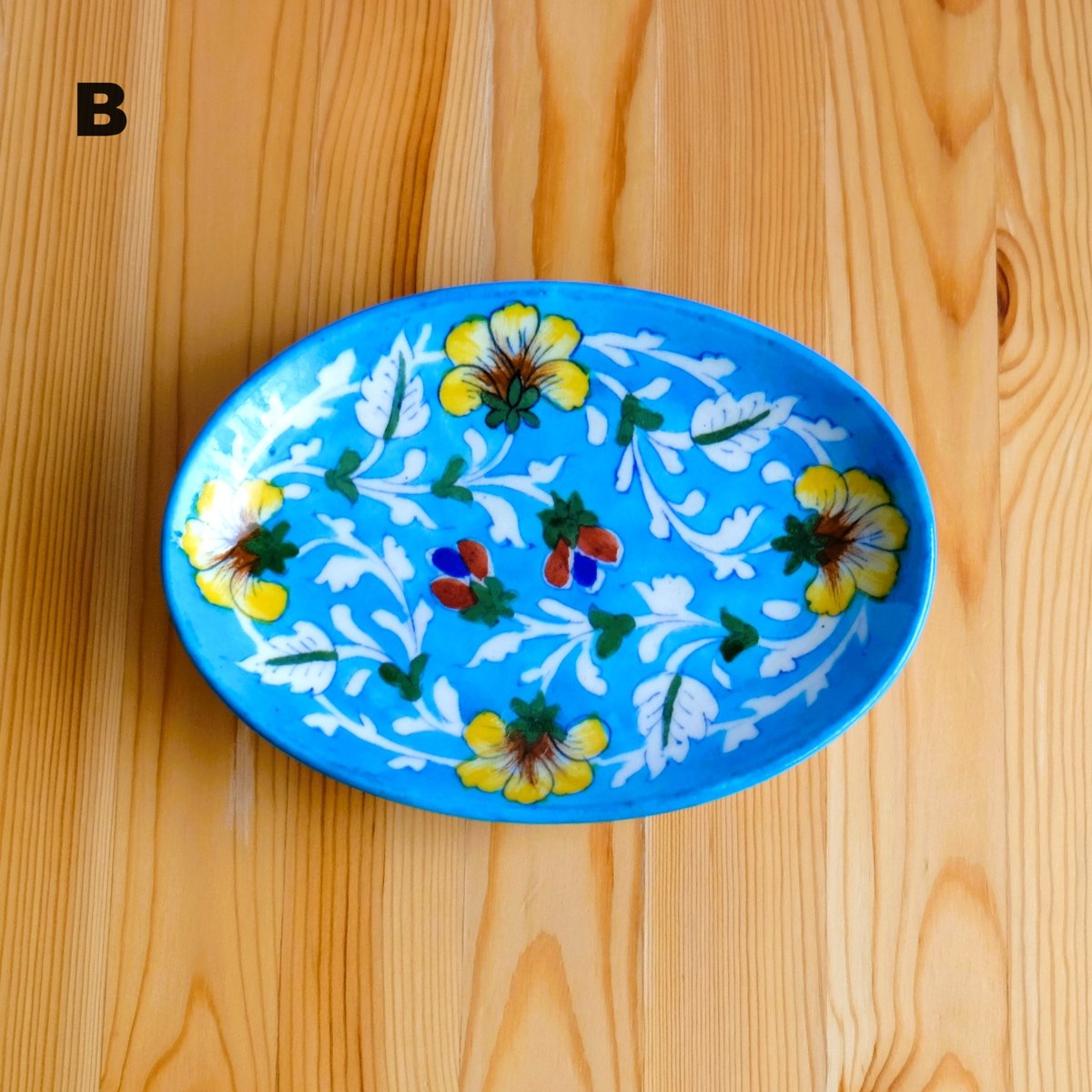 陶器飾り皿 インド ブルーポタリー 楕円形 | インド雑貨のお店