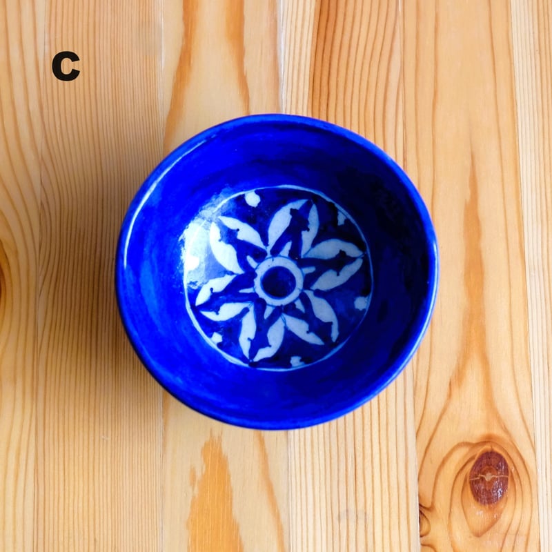 陶器小物入れ インド ブルーポタリー 小サイズ 小花柄 | インド雑貨の