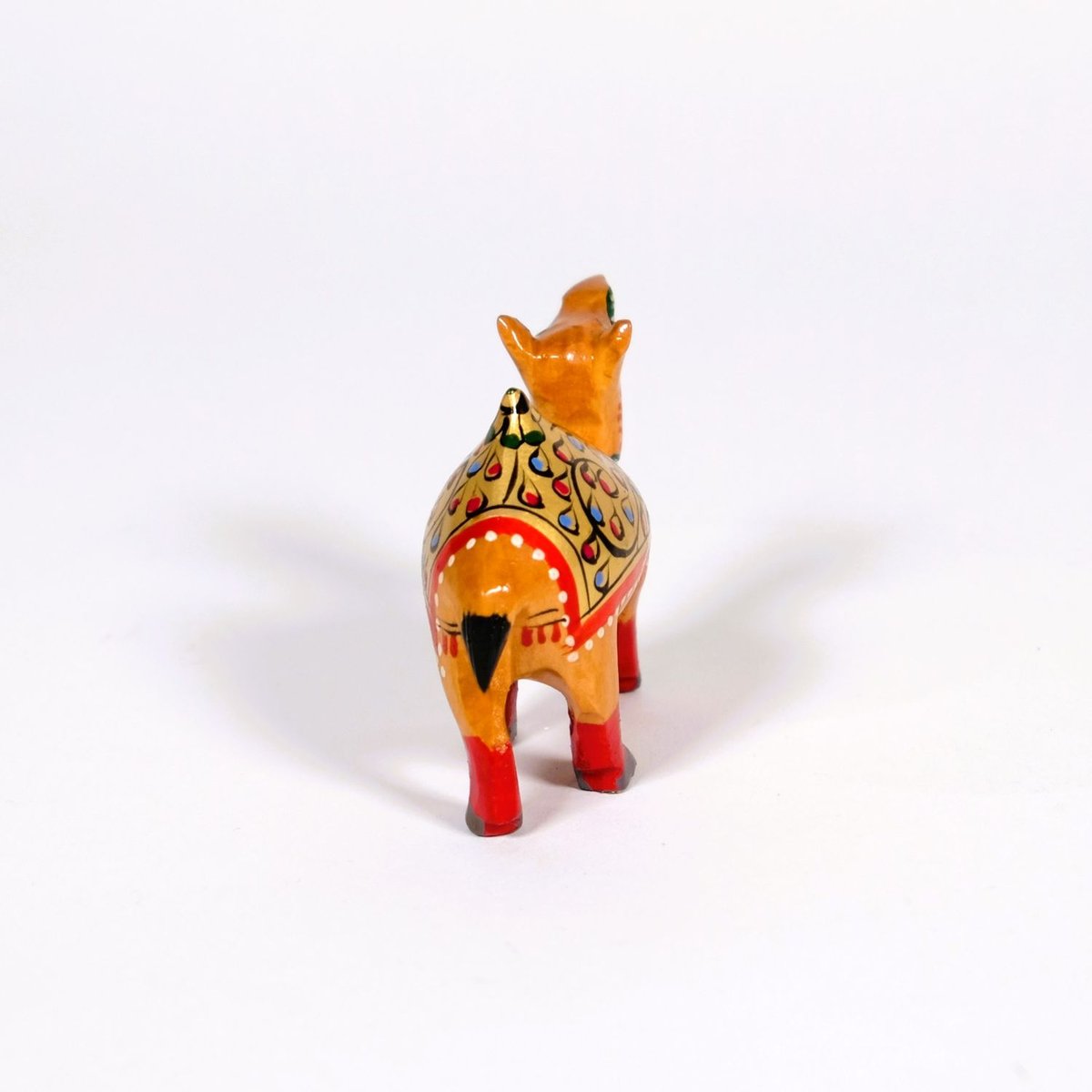 インドの置物 ラクダの置物 木製 インド | インド雑貨のお店 ｜ SILKIND（シルカ