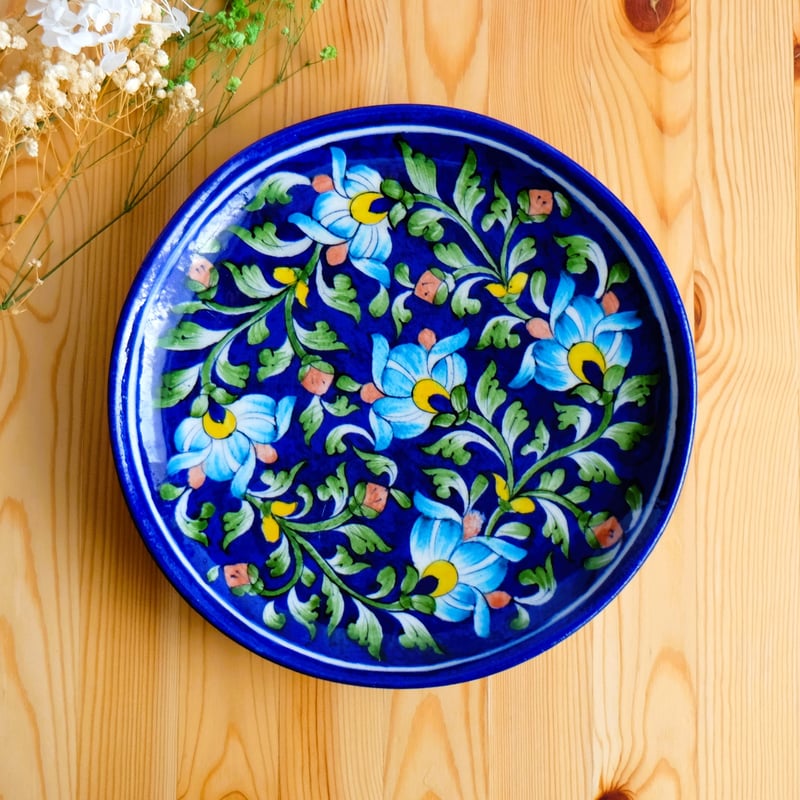 陶器飾り皿 インド ブルーポタリー 大サイズ 青地に水色の花 | インド