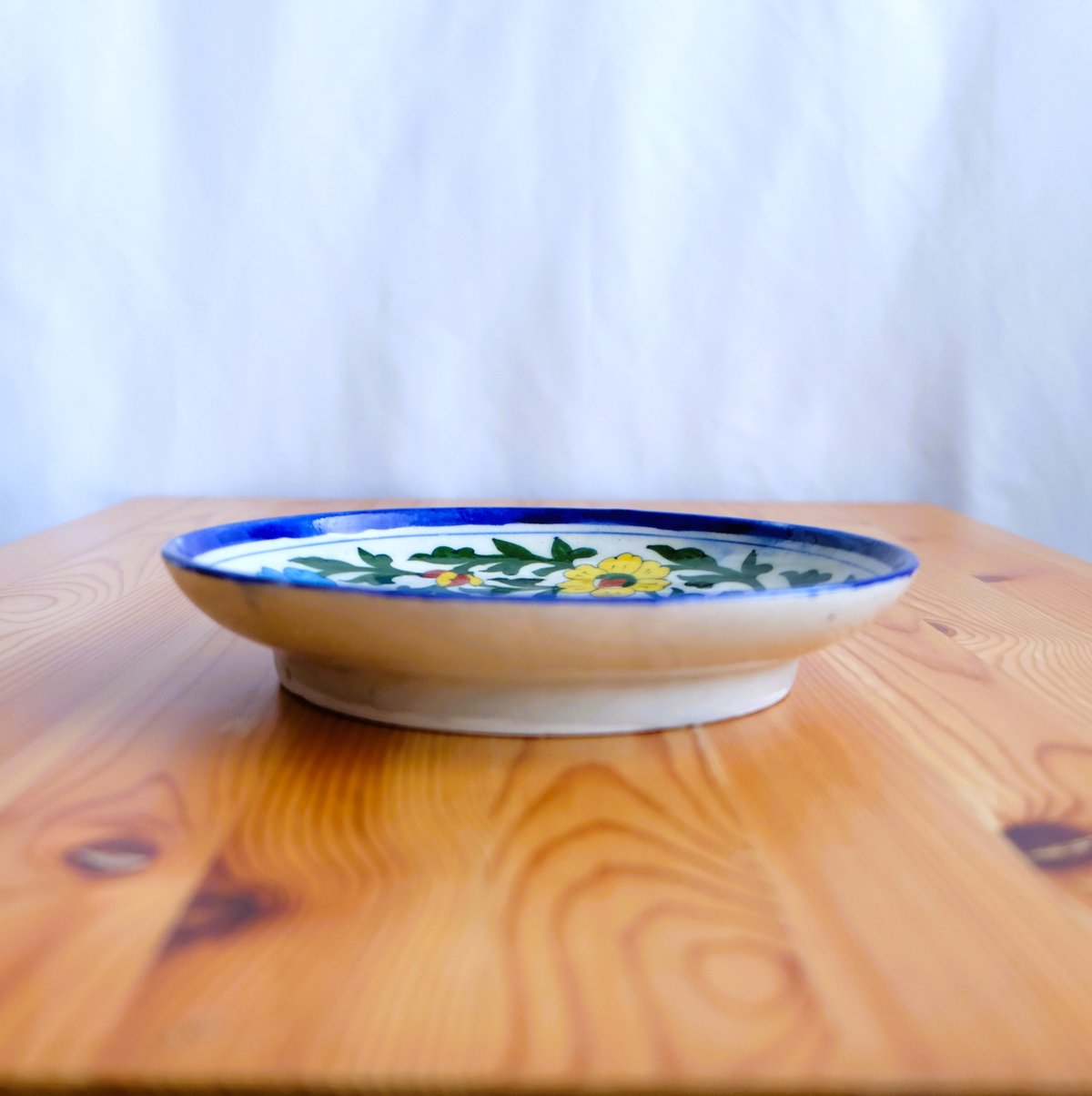 ポーリッシュポタリー青と白の花模様 陶器製長方形皿 ポーリッシュポタリー青と白の花模様 陶器製長方形皿