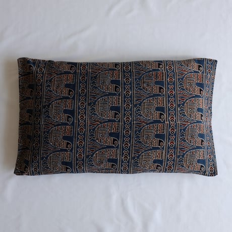 枕カバー　約43×63cm　インド綿　ブロックプリント　アジュラック　インディゴ×鳥