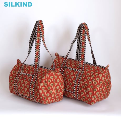 未使用※大判　インド ブロックプリント 中綿入りキルト オレンジフラワー　カバー 未使用※大判 インド ブロックプリント 中綿入りキルト オレンジ