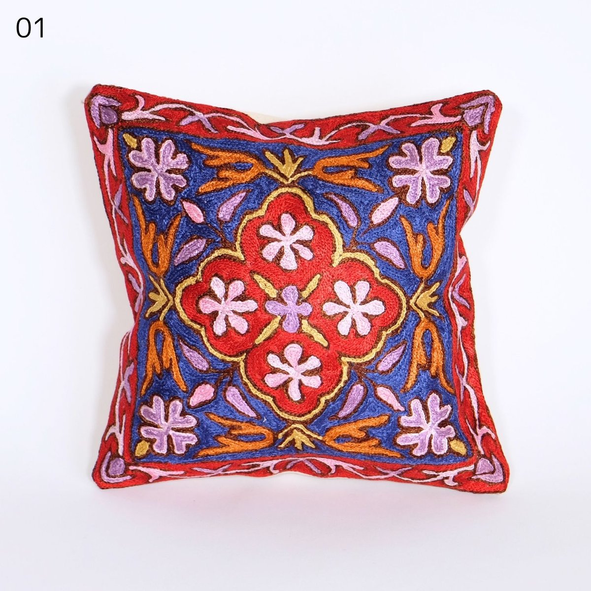 シルク刺繍 クッションカバー 正方形 約30x30cm 6種類 | インド雑貨の