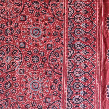 マルチクロス　約145×250cm　インド綿　ブロックプリント　アジュラック　レッド×紋章