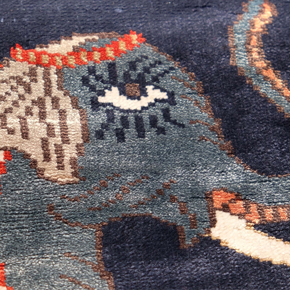 インド製シルクラグ｜手織り120×75cm 上質アート インド 手織り絨毯 シルク ＜約60 x 103 ㎝＞ 象 | インド雑貨の
