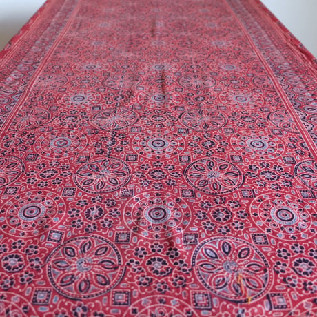 マルチクロス　約145×250cm　インド綿　ブロックプリント　アジュラック　レッド×紋章