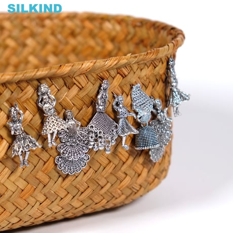 インドの踊り子ピアス　イヤリング　シルバー　アクセサリー　8種類