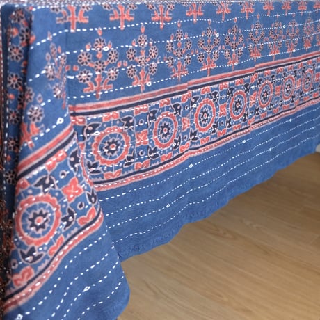 マルチクロス　刺し子　約145×235cm　インド綿　ブロックプリント　アジュラック　インディゴ×小花