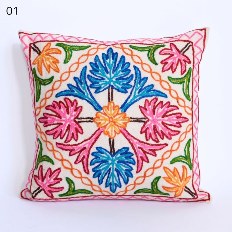 フラワー刺繍 クッションカバー 正方形 約40x40cm 3種類 | インド雑貨