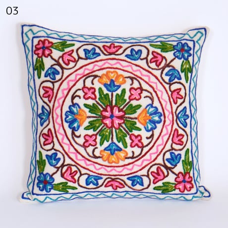 フラワー刺繍　クッションカバー　正方形　約40x40cm　3種類