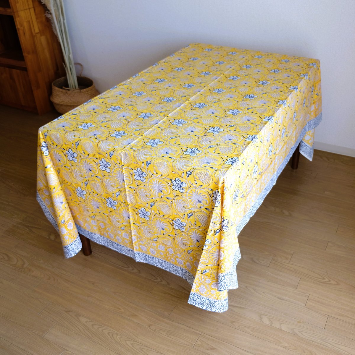 ꕥ未使用ꕥインド ブロックプリント中綿キルト 花 ボタニカル マルチカバーラグ ꕥ未使用ꕥインド ブロックプリント中綿キルト 花 ボタニカル マルチ