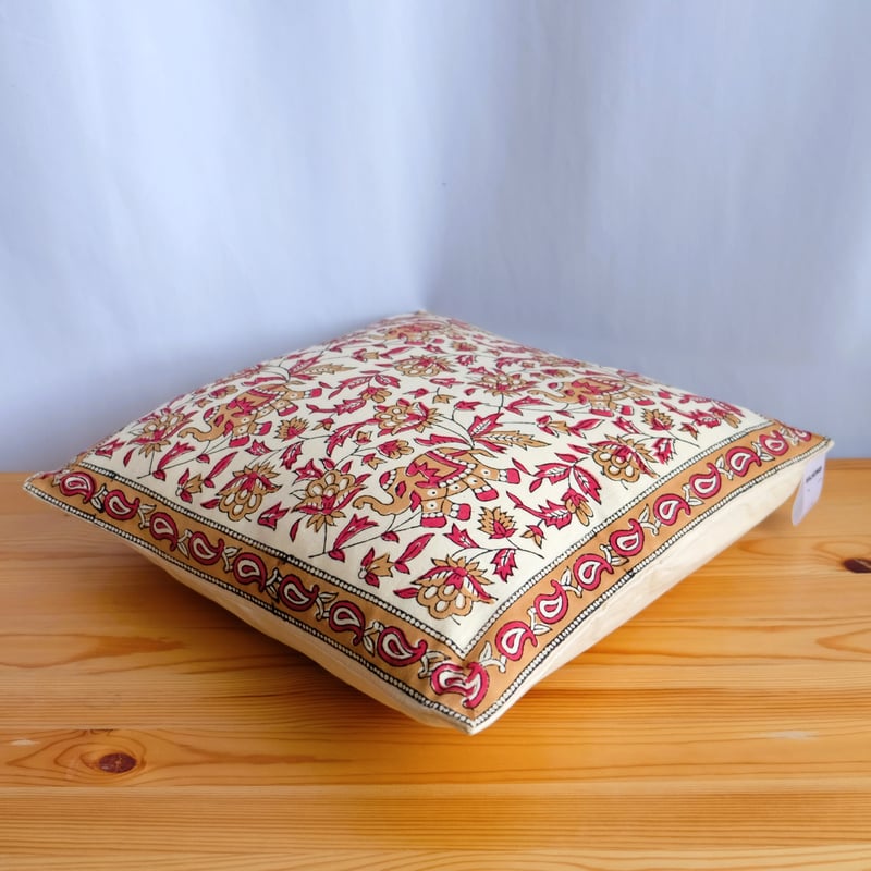 未使用※大判　インド ブロックプリント 中綿入りキルト ディープレッド　カバー 未使用※大判 インド ブロックプリント 中綿入りキルト ディープレッド