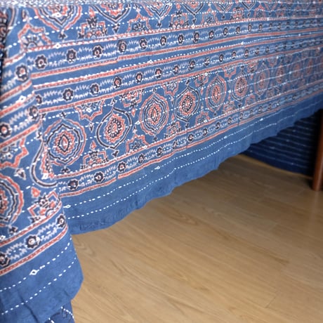 マルチクロス　刺し子　約145×260cm　インド綿　ブロックプリント　アジュラック　インディゴ×紋章