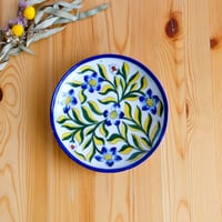 陶器飾り皿 インド ブルーポタリー 波形 黄色地に放射状の花柄