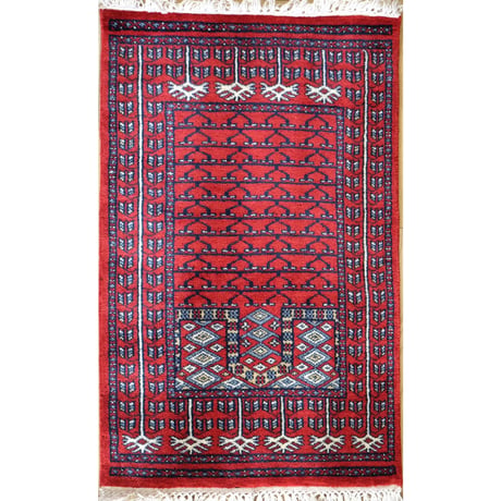インド　手織り絨毯　ウール　＜約60 x 94.5 ㎝＞　赤・トライバル