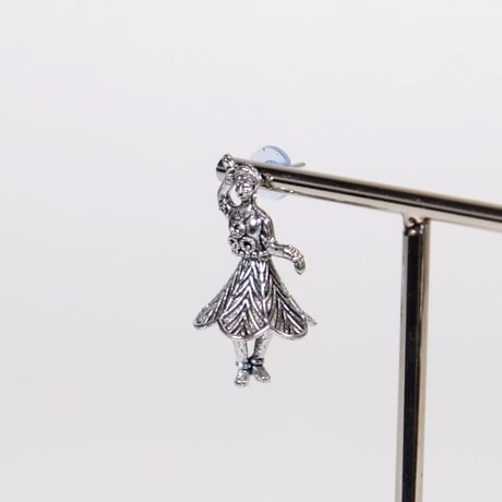 インドの踊り子ピアス　イヤリング　シルバー　アクセサリー　8種類