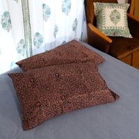 枕カバー　約43×63cm　インド綿　ブロックプリント　アジュラック　ブラウン×紋章