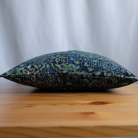 クッションカバー　約40×40cm　インド綿　ブロックプリント　アジュラック　ターコイズ×格子