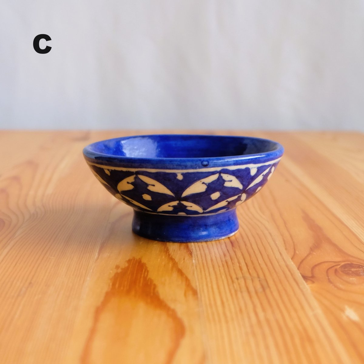 陶器小物入れ インド ブルーポタリー 小サイズ 小花柄 | インド雑貨の