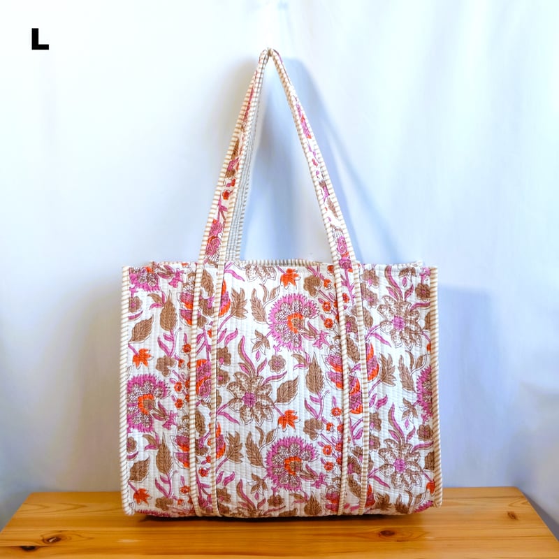 未使用※インド ブロックプリント 中綿入りキルト ピンクベージュ