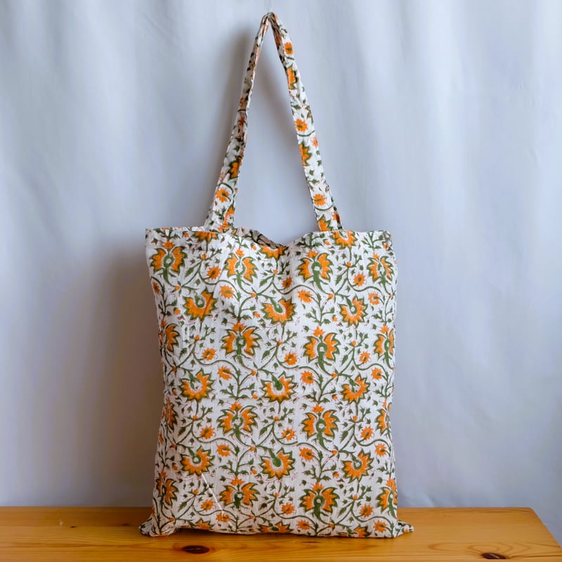 未使用※インド ブロックプリント 中綿入りベビーキルト オレンジイエロー エコバッグ インド綿 ブロックプリント オレンジプラント | インド雑貨