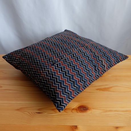 クッションカバー　約40×40cm　インド綿　ブロックプリント　アジュラック　インディゴ×縦縞