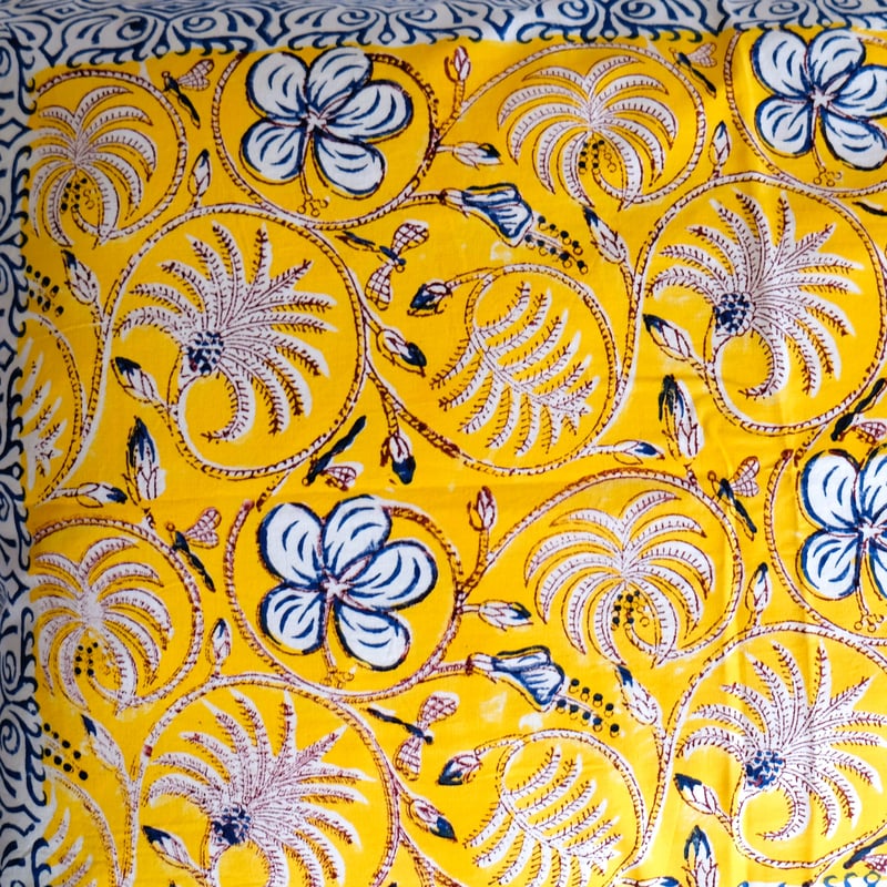 未使用※インド ブロックプリント 中綿入りキルト ゴールデンパイン