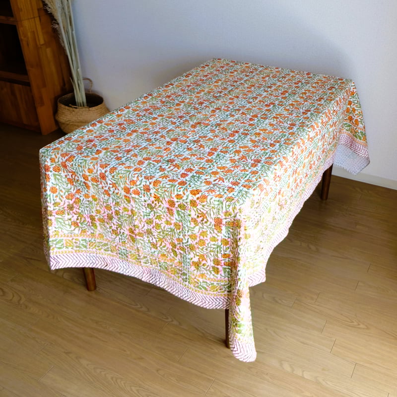 未使用※インド ブロックプリント 中綿入りキルト マスタードイエロー　マルチラグ 未使用※インド ブロックプリント 中綿入りキルト マスタードイエロー