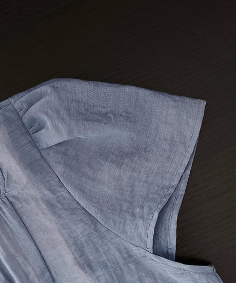 sheer layered frill blouse　　IR1675