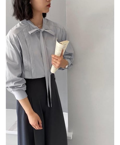 pleated design bow tie blouse　/2color　IR1618